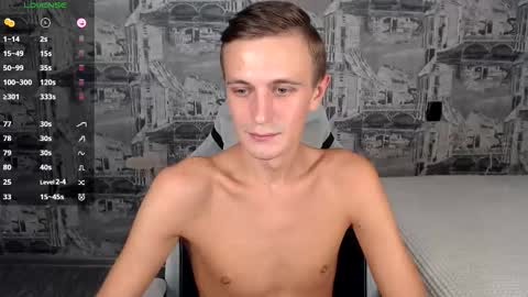 Snapshot of oliverfresh chatting on November 2025 09:21:01 AM Oliver online show from November 2025 09:21:01 AM