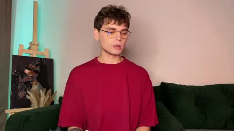 Snapshot of oliverlawrence chatting on July 2026 09:05:02 AM oliverlawrence online show from July 2026 09:05:02 AM