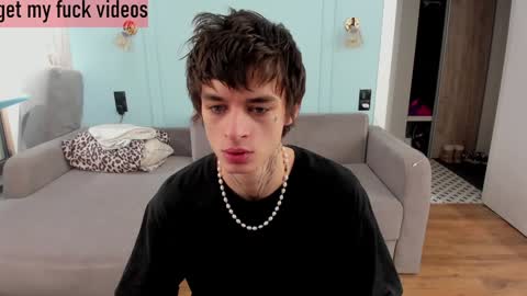 oliverrgroove online show from December 2024 07:59:02 AM