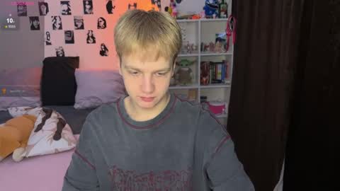 Snapshot of olivertasty chatting on November 2025 12:42:02 PM oliver online show from November 2025 12:42:02 PM