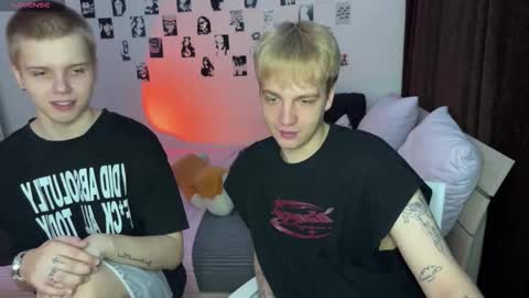 Snapshot of olivertasty chatting on December 2025 10:13:01 AM oliver online show from December 2025 10:13:01 AM