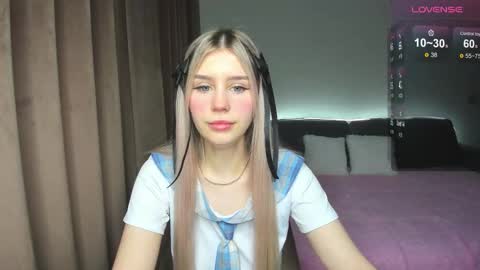 Olivia online show from November 2025 05:54:01 AM