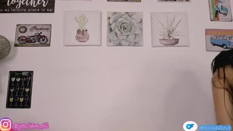 Snapshot of olivia22love chatting on November 2025 12:16:02 PM ..................................... 500 am- 1200 pm GMT-5 online show from November 2025 12:16:02 PM