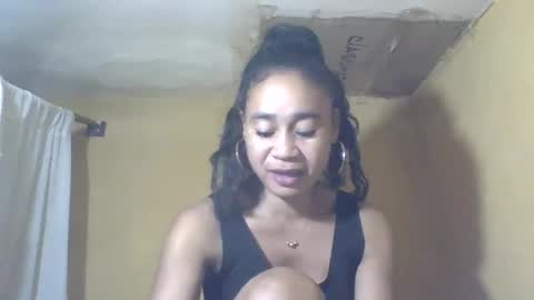 Snapshot of olivia9794 chatting on June 2026 09:52:01 AM olivia9794 online show from June 2026 09:52:01 AM