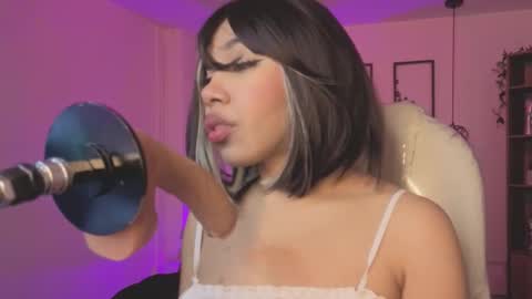 Snapshot of olivia__ds chatting on September 2025 05:13:01 AM Olivia online show from September 2025 05:13:01 AM