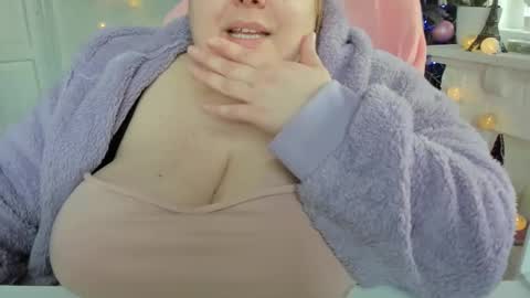 Olivia Gold online show from March 2025 10:20:02 AM