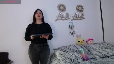 Olivia Gonzales online show from June 2026 01:36:02 AM