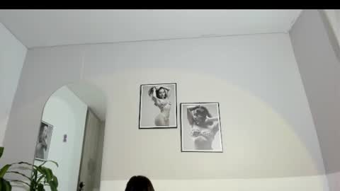 Olivia Collins online show from July 2026 12:07:01 PM