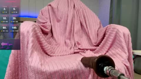Olivia Hi guys Follow me  online show from May 2026 11:21:02 PM