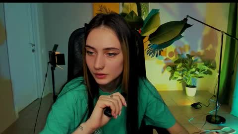 Snapshot of olivia_norton_ chatting on September 2025 01:57:02 PM olivia_norton_ online show from September 2025 01:57:02 PM