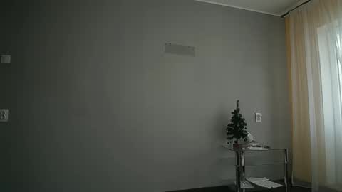 Olivia online show from February 2025 01:22:02 PM