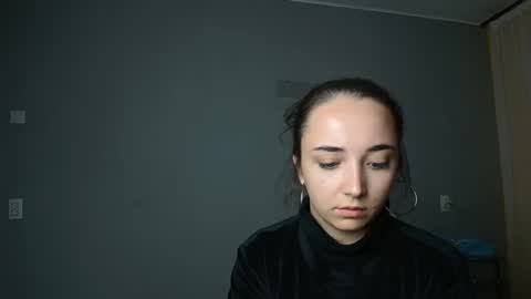 Olivia online show from September 2025 11:31:02 PM