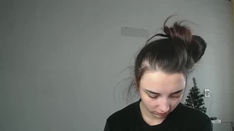 Olivia online show from January 2026 10:10:02 AM