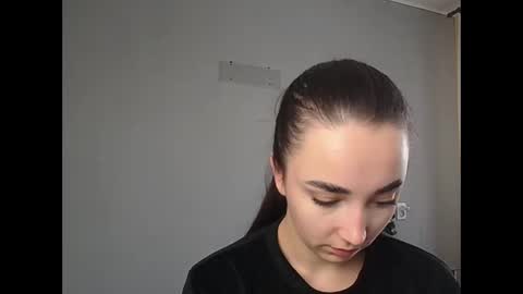 Olivia online show from February 2026 08:51:01 AM