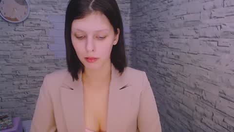 Snapshot of olivia_red_ chatting on December 2024 04:27:02 PM Olivia online show from December 2024 04:27:02 PM