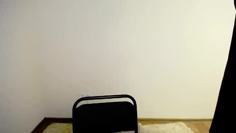 Olivia online show from April 2026 09:50:02 PM