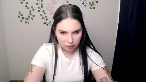 Snapshot of olivia_red_ chatting on June 2026 08:03:01 PM Olivia online show from June 2026 08:03:01 PM