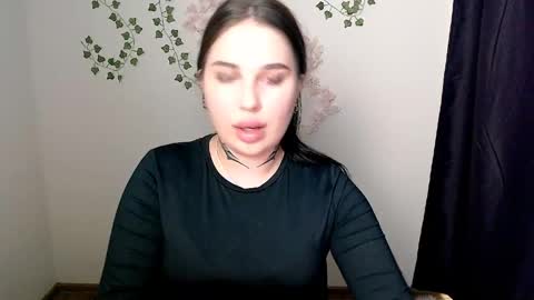 Snapshot of olivia_red_ chatting on June 2026 07:42:01 PM Olivia online show from June 2026 07:42:01 PM