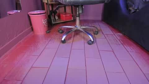   online show from March 2025 01:14:01 PM