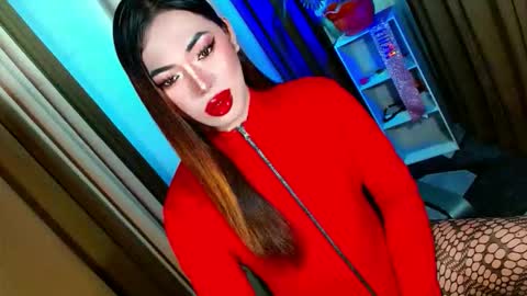Miss OLIVIA online show from October 2025 07:40:02 AM