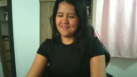 Olivia online show from December 2025 01:20:01 PM