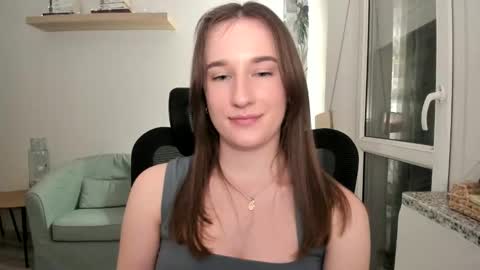 Snapshot of oliviaaa2003 chatting on March 2025 07:36:01 PM Oliwiaa2004 online show from March 2025 07:36:01 PM