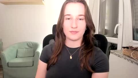 Snapshot of oliviaaa2003 chatting on September 2025 08:53:02 PM Oliwiaa2004 online show from September 2025 08:53:02 PM