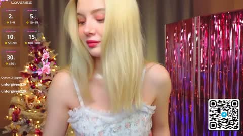 Snapshot of oliviabr0wn chatting on January 2025 02:03:02 AM Olivia online show from January 2025 02:03:02 AM