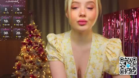 Snapshot of oliviabr0wn chatting on January 2025 02:08:01 AM Olivia online show from January 2025 02:08:01 AM