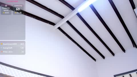 Snapshot of oliviaburningmilf chatting on January 2025 02:14:01 AM Olivia Burning online show from January 2025 02:14:01 AM