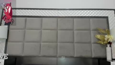 Snapshot of oliviaburningmilf chatting on October 2025 07:36:02 PM Olivia Burning online show from October 2025 07:36:02 PM