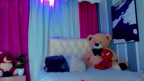 oliviahot01 online show from February 2026 01:47:02 AM