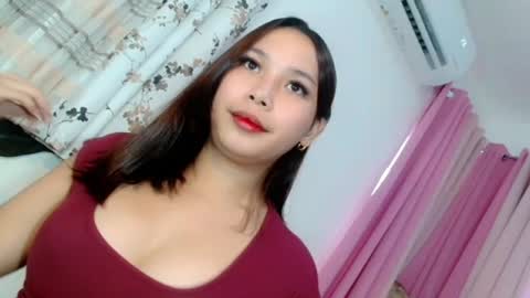 oliviahutton online show from June 2026 05:56:02 AM