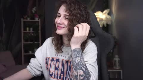 Snapshot of oliviamcclean chatting on April 2026 11:20:02 PM Liv online show from April 2026 11:20:02 PM