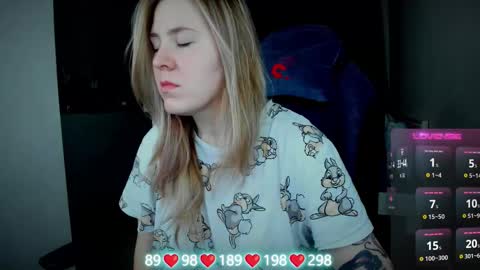 . online show from October 2025 03:23:02 AM