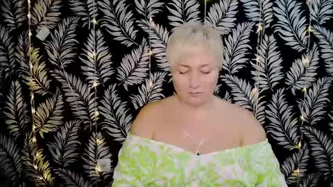 Kelly online show from January 2025 12:31:01 PM