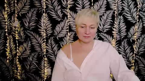 Kelly online show from March 2025 03:31:01 PM