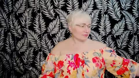 Snapshot of oliviaoskar_ chatting on April 2026 10:31:01 AM Kelly online show from April 2026 10:31:01 AM