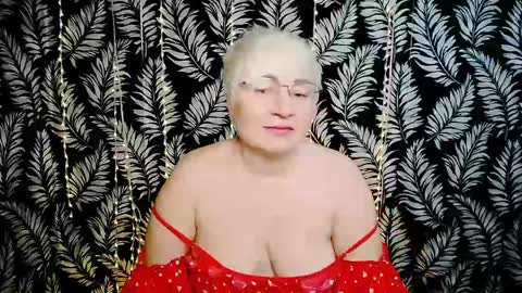 Snapshot of oliviaoskar_ chatting on April 2026 10:35:02 AM Kelly online show from April 2026 10:35:02 AM