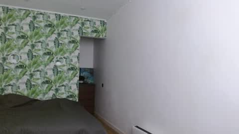 Olivia online show from November 2025 05:29:02 AM