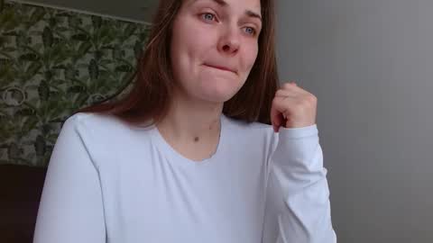 Olivia online show from March 2026 06:10:01 AM