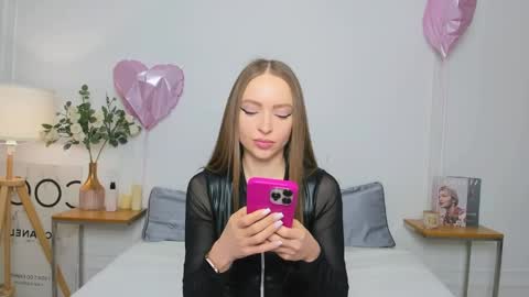 Olivia online show from April 2026 04:02:02 AM