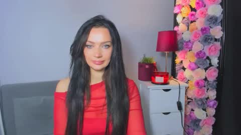 OliviaWomen online show from November 2025 09:32:01 AM