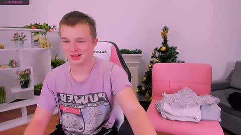 Olli and Stiw online show from December 2024 08:44:02 PM