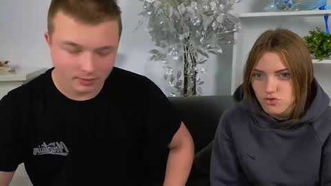 Olli and Stiw online show from October 2025 08:14:02 AM