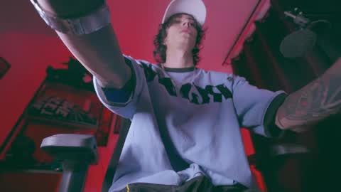     online show from April 2026 12:36:02 AM