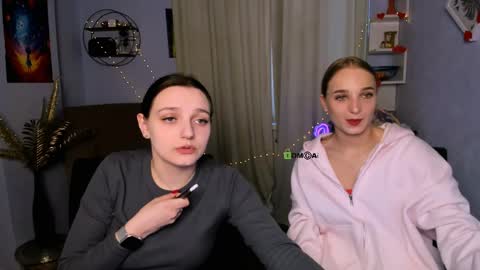 Ollivia online show from April 2026 12:07:01 PM