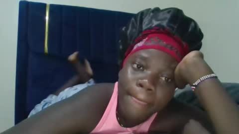 ollleina online show from April 2026 01:17:02 AM