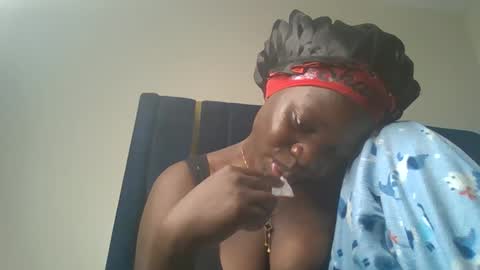 ollleina online show from April 2026 09:50:02 PM