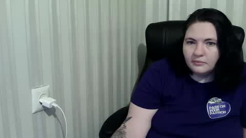 Snapshot of olyaandnetty chatting on October 2025 07:48:01 PM OlyaAndNetty online show from October 2025 07:48:01 PM